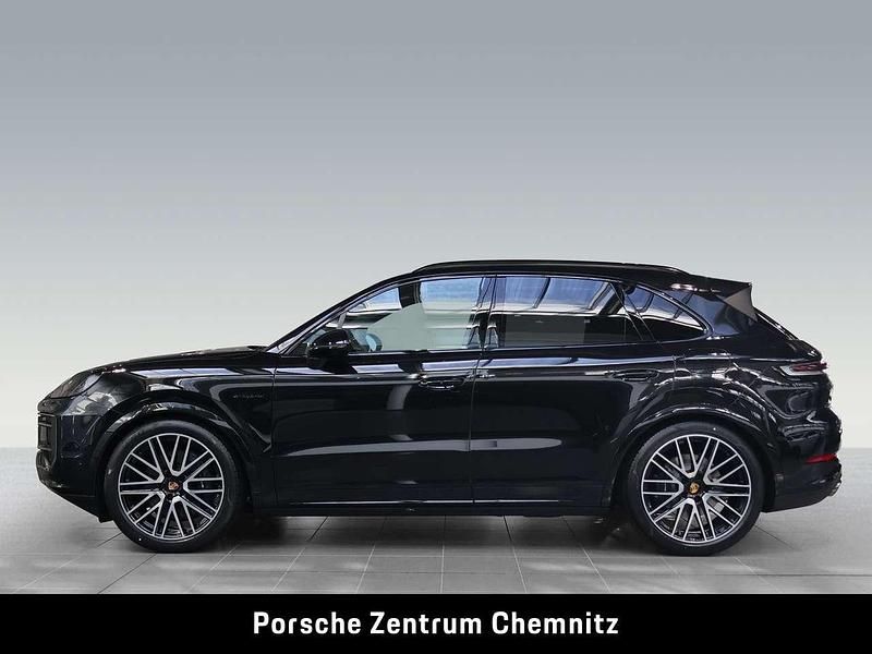 Second-hand Porsche Cayenne 470 CP (345 kW) 2026 Negru SUV