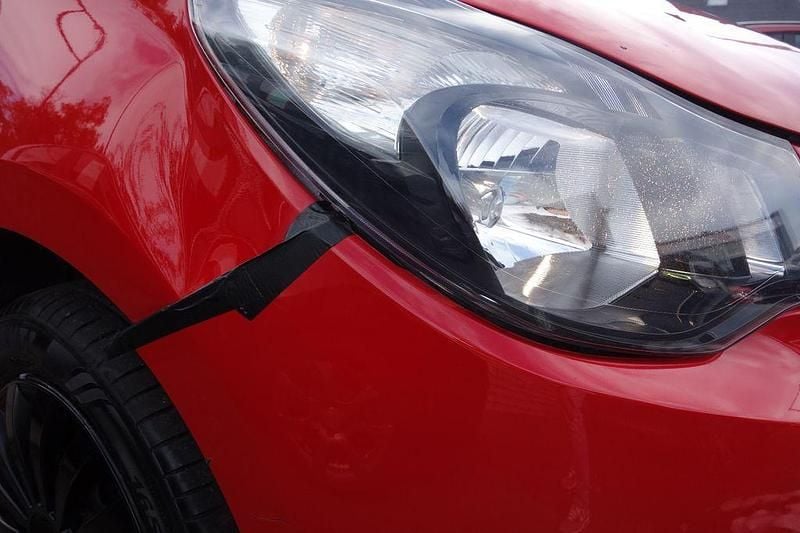 Gebraucht Opel Karl Selection 75 PS (55 kW) 2016 Rot Kleinwagen