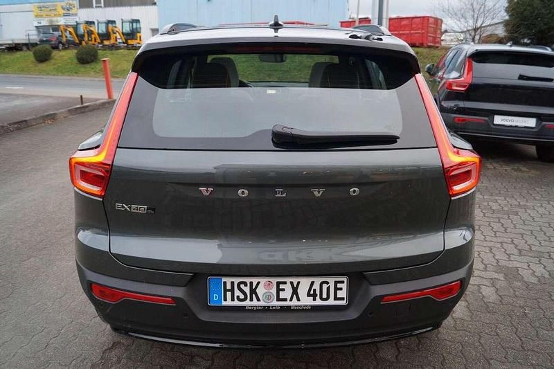 Gebraucht Volvo EX40 Ultra 300 kW (408 PS) 2025 Forest lake / dach black SUV