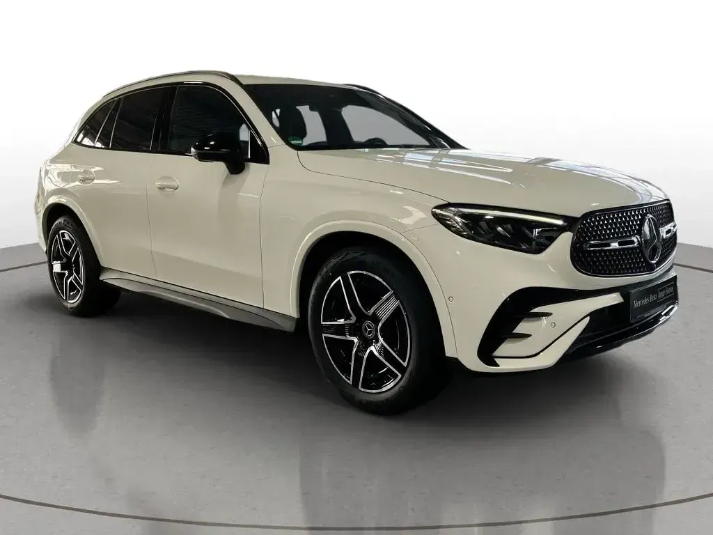 Gebraucht Mercedes GLC220 AMG line 197 PS (144 kW) 2025 Weiß SUV