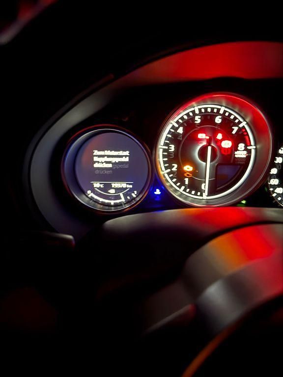 Gebraucht Mazda MX5 Center-Line 131 PS (96 kW) 2017 Grau Cabrio