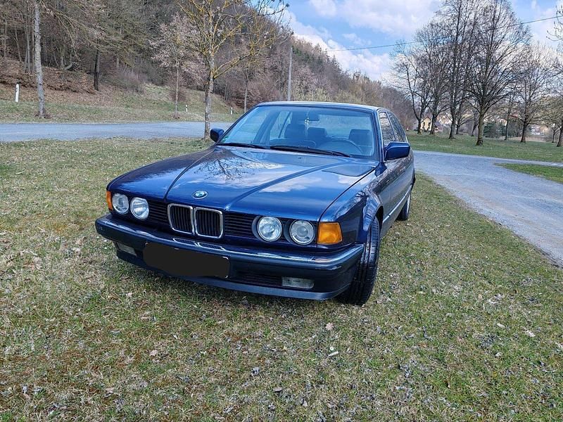 Gebraucht BMW 730 188 PS (138 kW) 1988 Blau Limousine
