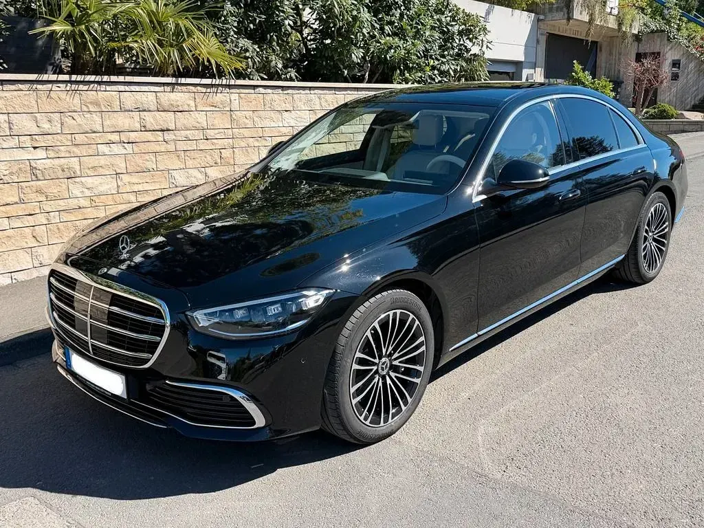 Gebraucht Mercedes S400 330 PS (242 kW) 2022 Schwarz/baltic black Limousine