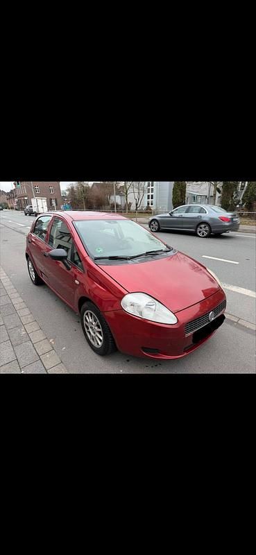 Gebraucht Fiat Punto 77 PS (56 kW) 2008 Rot Kleinwagen