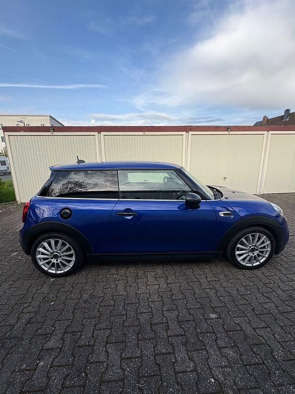 Używany Mini Cooper S 192 KM (141 kW) 2018 Niebieski Hatchback