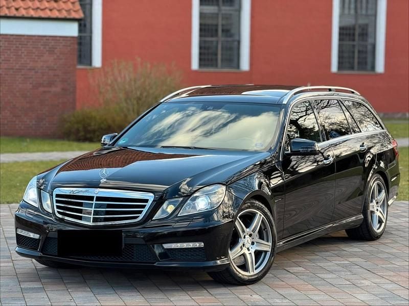 Gebraucht Mercedes E63 AMG AMG 525 PS (386 kW) 2011 Schwarz Kombi