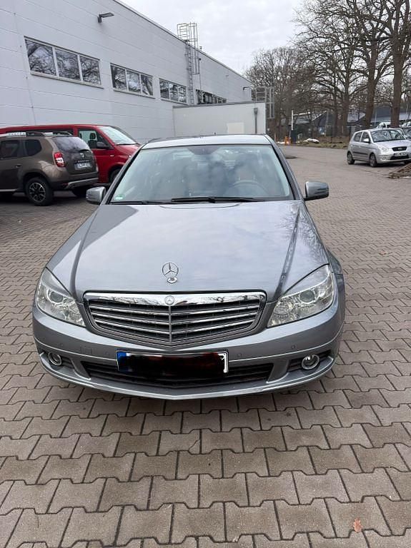 Gebraucht Mercedes C250 204 PS (150 kW) 2009 Grau Limousine