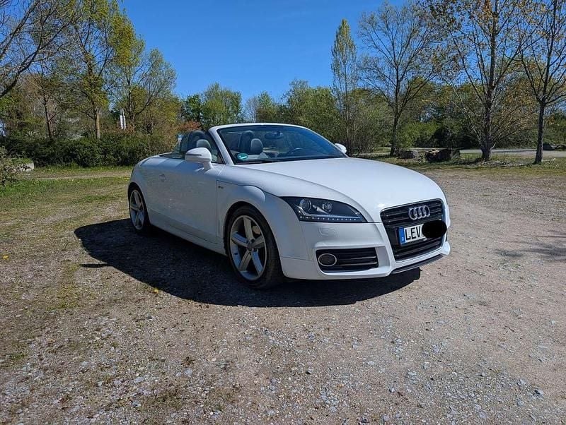 Gebraucht Audi TT S-Line 160 PS (117 kW) 2010 Weiß Coupé