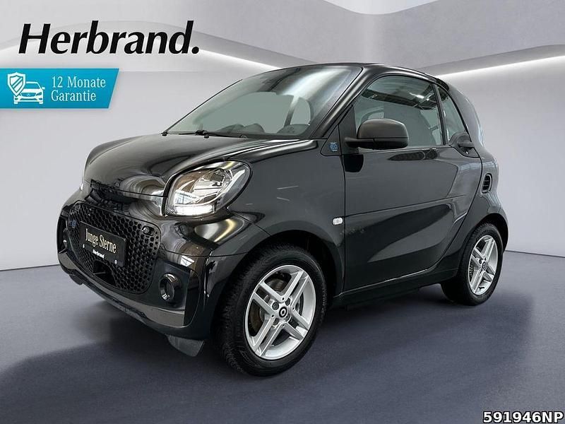 Schwarz Gebraucht 2020 Smart ForTwo Electric Drive Coupé | 8.890 € (Fairer Preis) - Bild 1/4