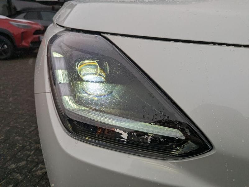 Gebraucht Suzuki Swift Comfort 83 PS (61 kW) 2025 Pure white pearl metallic Kleinwagen