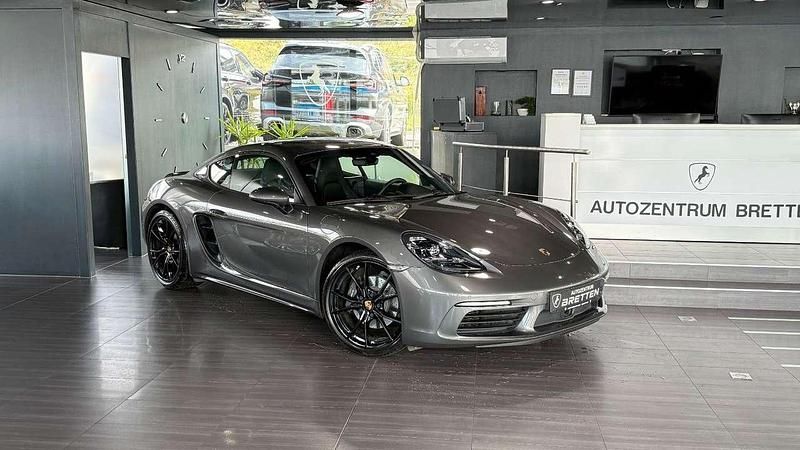 Achatgraumetallic Gebraucht 2018 Porsche 718 Cayman Chrono Coupé | 55.900 € (Fairer Preis) - Bild 1/3