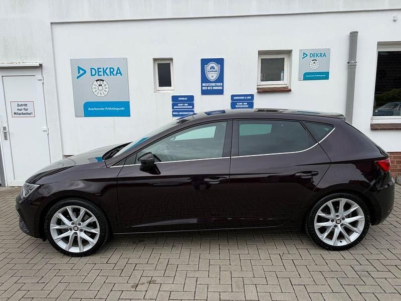 Gebraucht Seat Leon FR 179 PS (131 kW) 2017 Violet Limousine