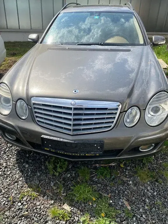 Gebraucht Mercedes E220 Elegance 170 PS (125 kW) 2007 Beige Kombi