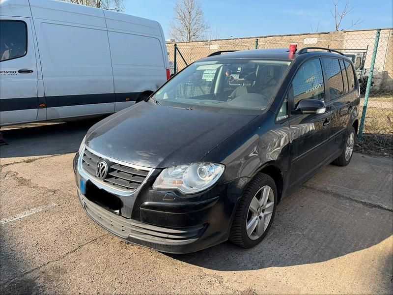 Gebraucht VW Touran 140 PS (102 kW) 2008 Schwarz Van / Kleinbus