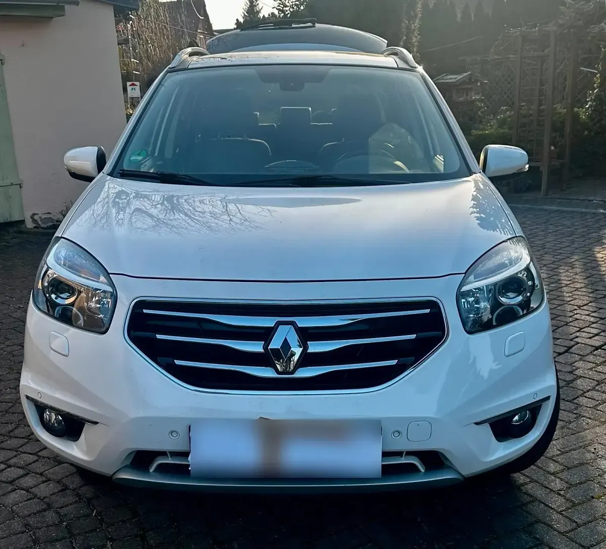 Second-hand Renault Koleos 150 CP (110 kW) 2012 Alb SUV