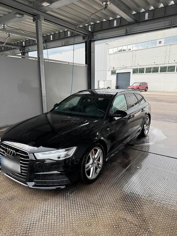 Schwarz Gebraucht 2017 Audi A6 Kombi | 23.499 € (Fairer Preis) - Bild 1/4
