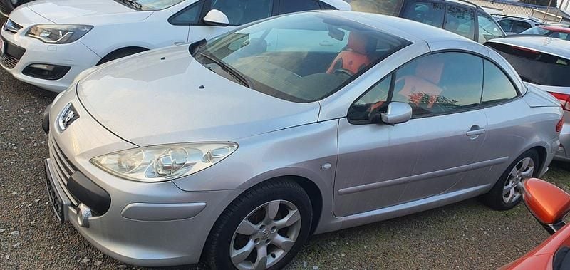 Silber Gebraucht 2007 Peugeot 307 CC Cabrio | 990 € (Superpreis) - Bild 1/4