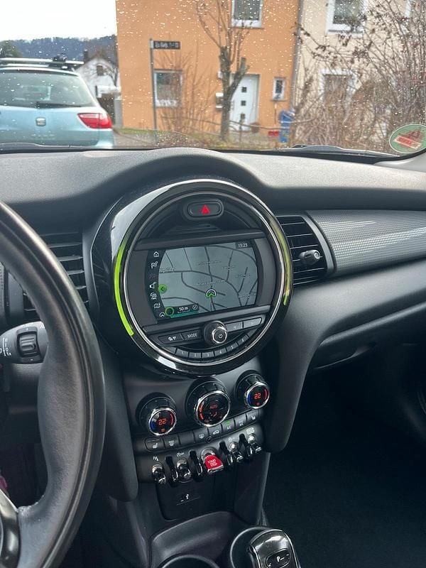 Gebraucht Mini Cooper 136 PS (100 kW) 2020 Schwarz Kleinwagen