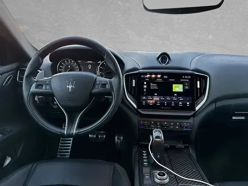 Gebraucht Maserati Ghibli 430 PS (316 kW) 2023 Blau Limousine