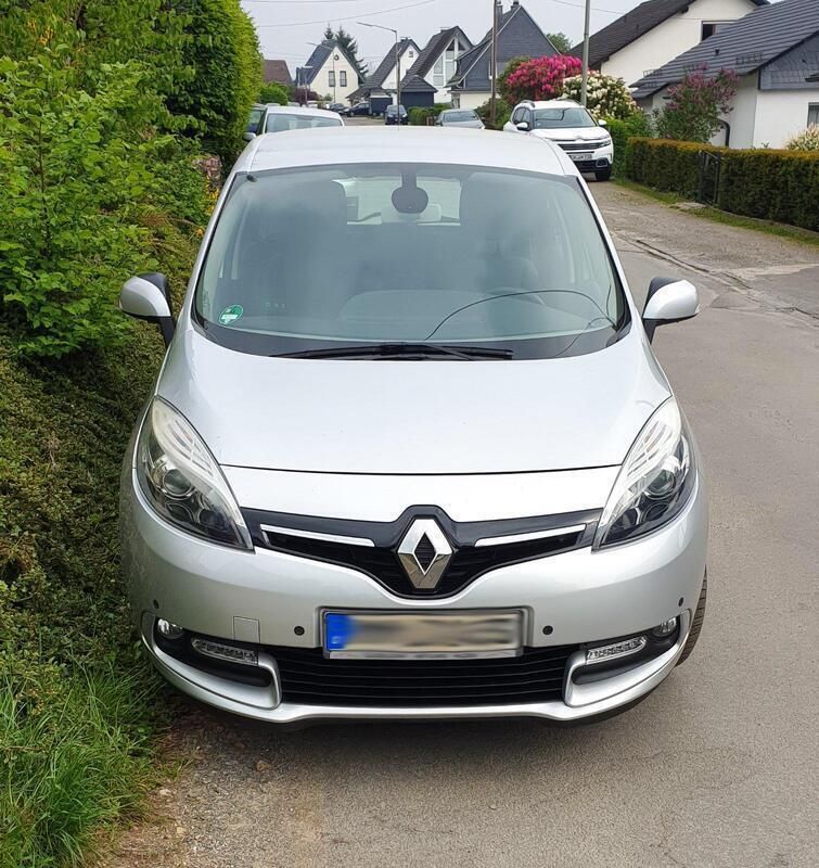 Silber Gebraucht 2014 Renault Scénic III Van / Kleinbus | 2.500 € - Bild 1/4