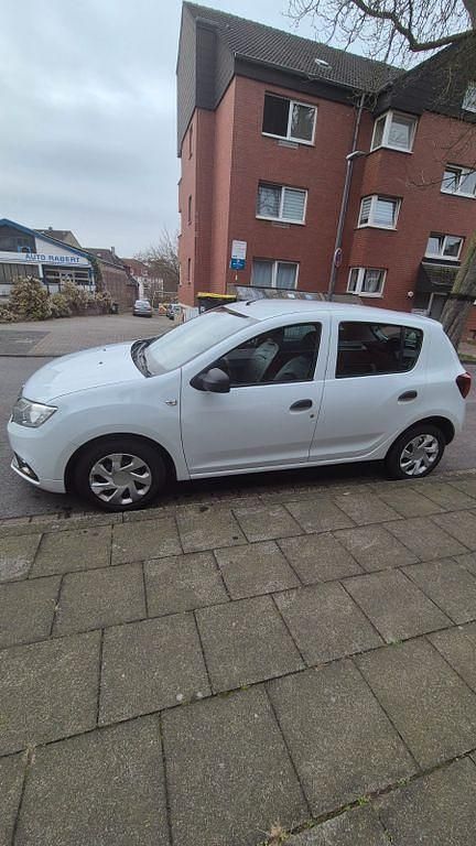 Gebraucht Dacia Sandero Ambiance 73 PS (53 kW) 2017 Weiß Limousine