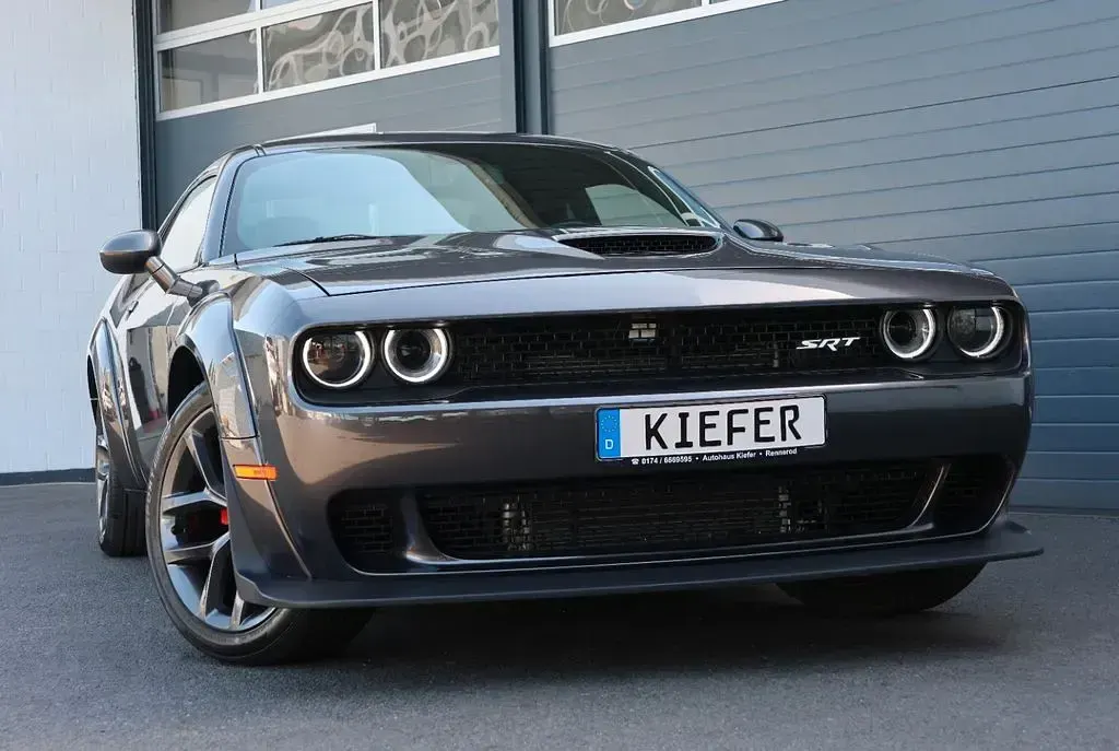 Gebraucht Dodge Challenger 309 PS (227 kW) 2020 Granite metallic Coupé