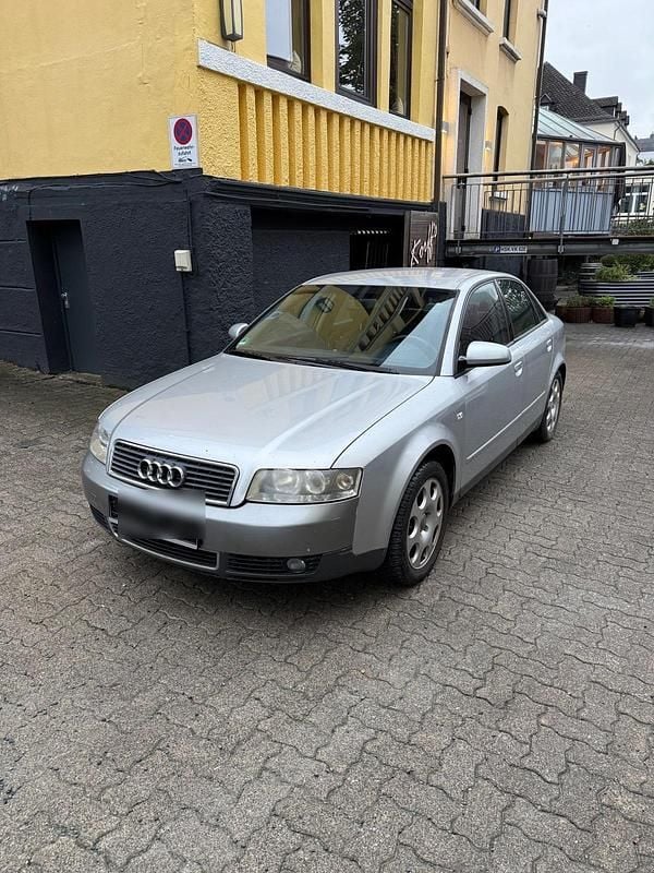 Gebraucht Audi A4 101 PS (74 kW) 2002 Silber Limousine