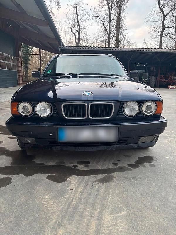 Second-hand BMW 520 150 CP (110 kW) 1995 Albastru Break
