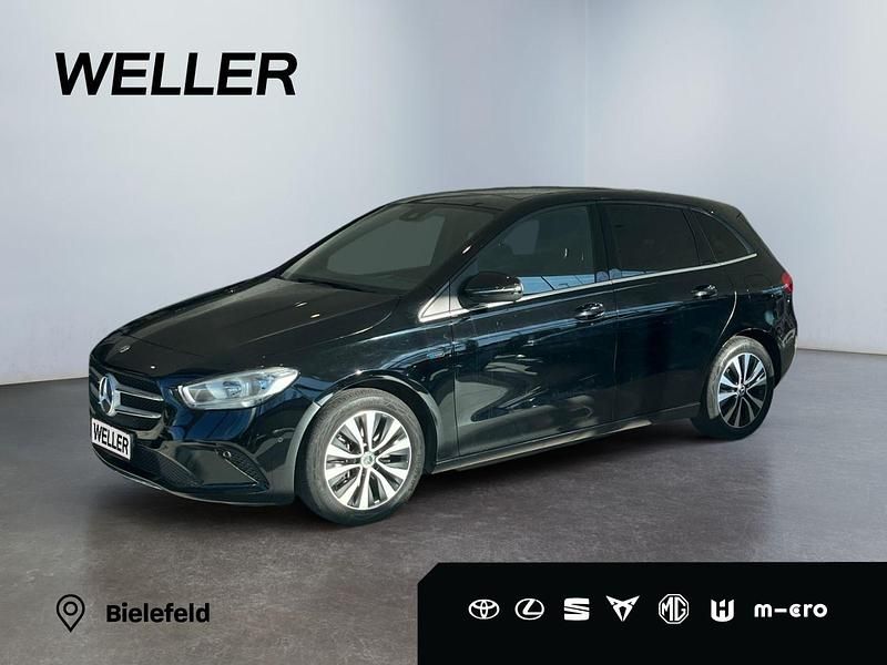 Weiss Gebraucht 2020 Mercedes B250e Style Van / Kleinbus | 22.990 € (Fairer Preis) - Bild 1/3