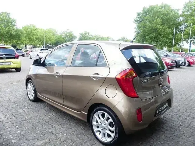 Gebraucht Kia Picanto FIFA World Cup Edition 86 PS (63 kW) 2013 Braun Kleinwagen