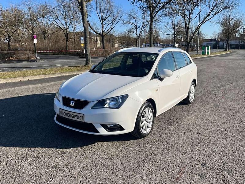 Weiß Gebraucht 2014 Seat Ibiza ST Style Kombi | 6.790 € (Fairer Preis) - Bild 1/4