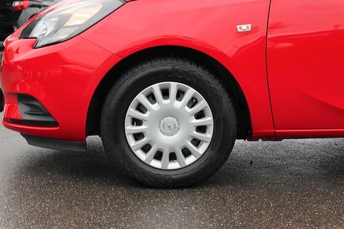 Gebraucht Opel Corsa Selection 69 PS (50 kW) 2017 Lava rot Kleinwagen