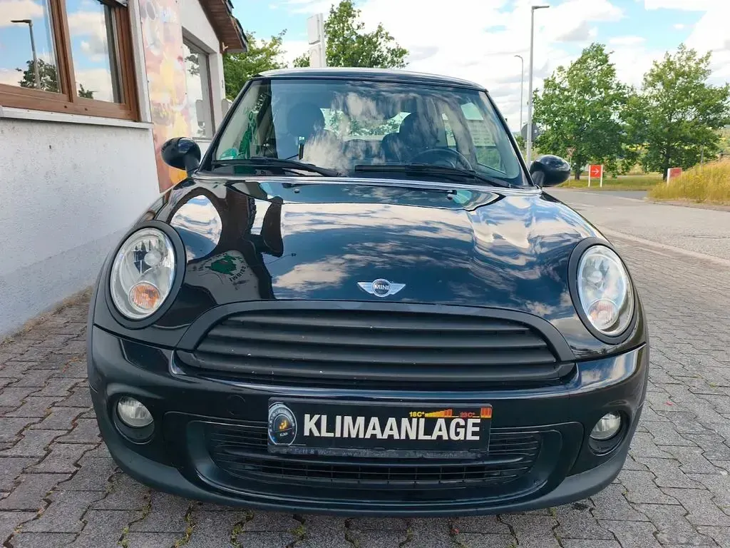 Gebraucht Mini ONE 75 PS (55 kW) 2013 Midnight black Kleinwagen