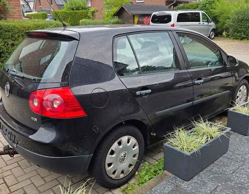 Gebraucht VW Golf V Trendline 105 PS (77 kW) 2007 Schwarz Limousine