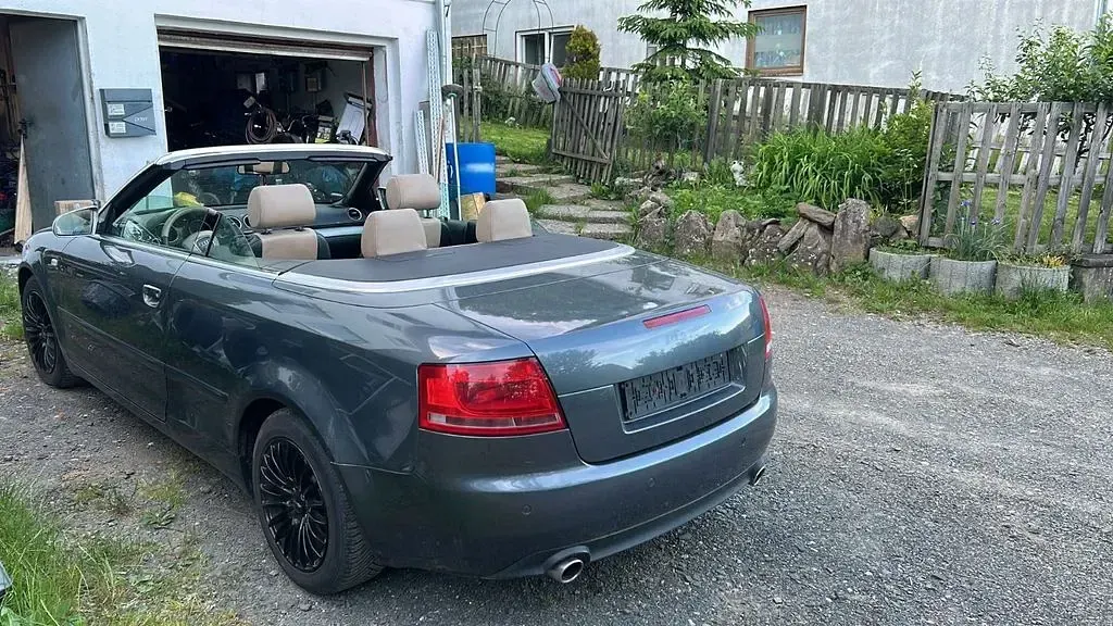 Gebraucht Audi A4 Cabriolet Performance 163 PS (119 kW) 2006 Grau Cabrio