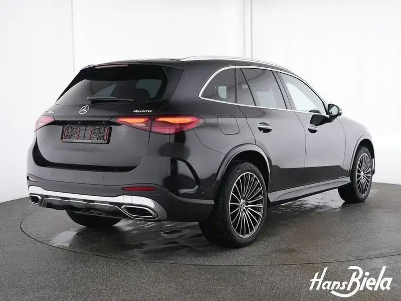 Gebraucht Mercedes GLC400d AMG 381 PS (280 kW) 2025 Lack obsidianschwarz SUV