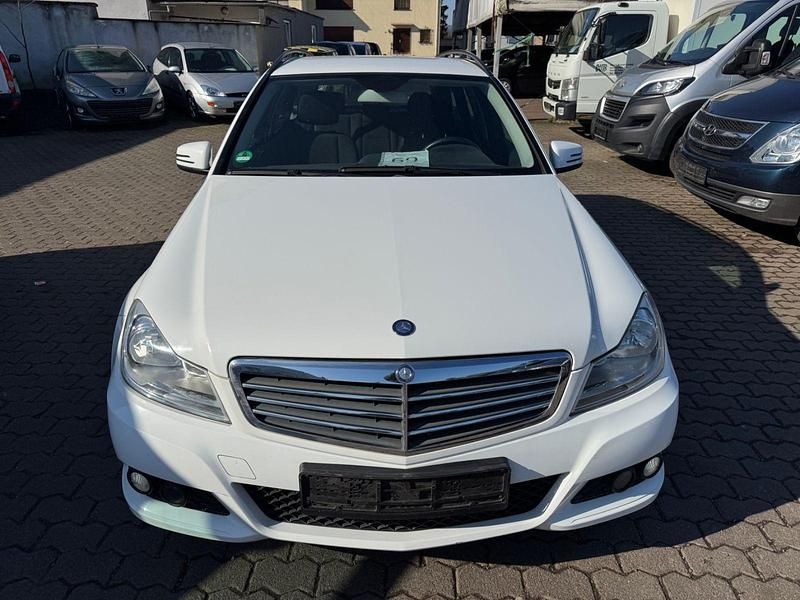 Gebraucht Mercedes C200 136 PS (100 kW) 2012 Schwarz Kombi