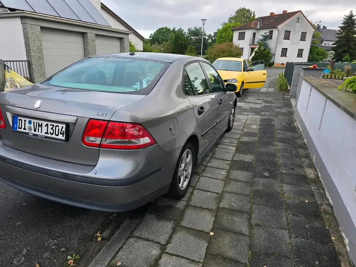 Gebraucht Saab 9-3 150 PS (110 kW) 2002 Silber Limousine