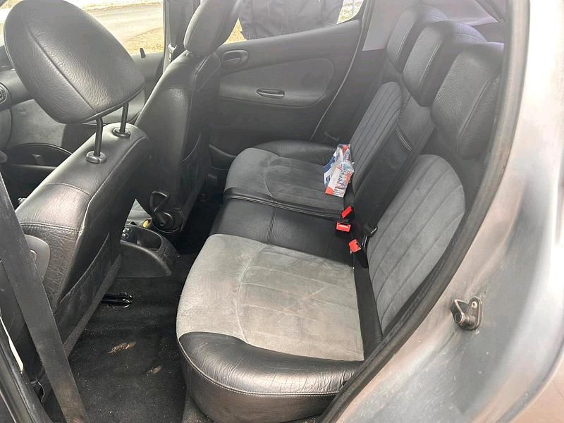 Gebraucht Peugeot 206 109 PS (80 kW) 2001 Kleinwagen