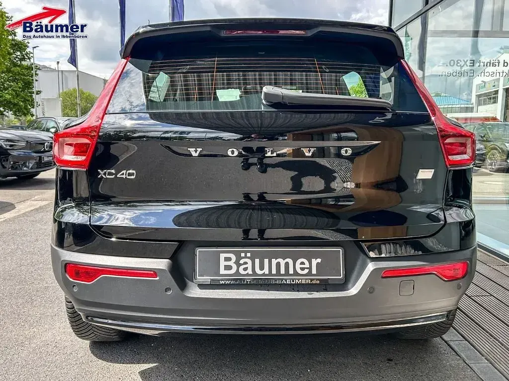 Gebraucht Volvo XC40 Plus 169 kW (231 PS) 2023 Schwarz SUV