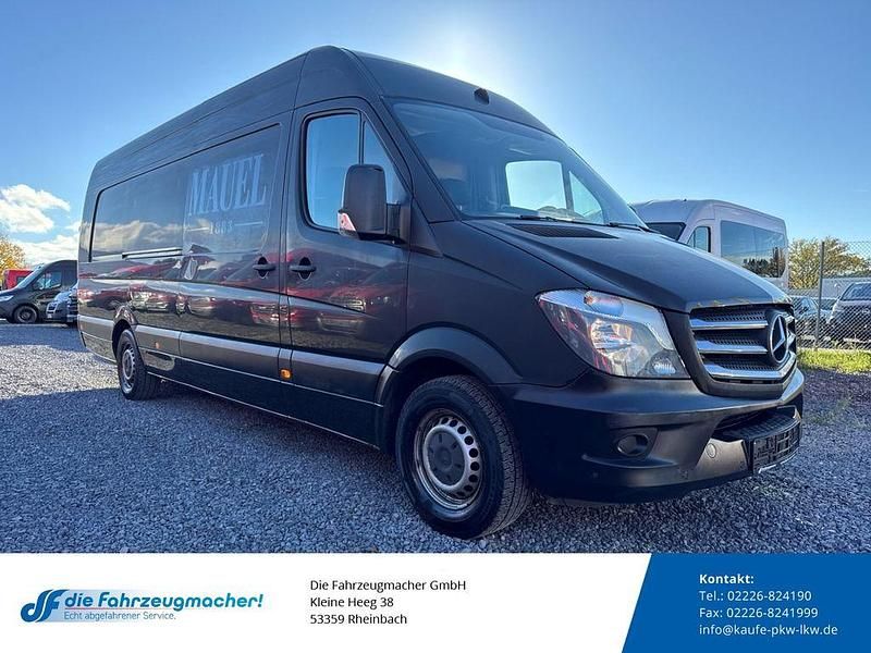 Upsbraun (erdbraun) Gebraucht 2015 Mercedes Sprinter Van | 11.488 € (Superpreis) - Bild 1/4