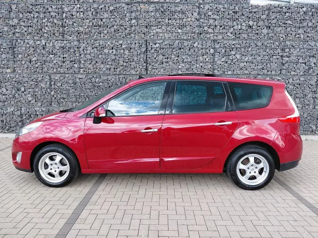 Gebraucht Renault Grand Scénic III Expression 110 PS (80 kW) 2012 Rot Van / Kleinbus