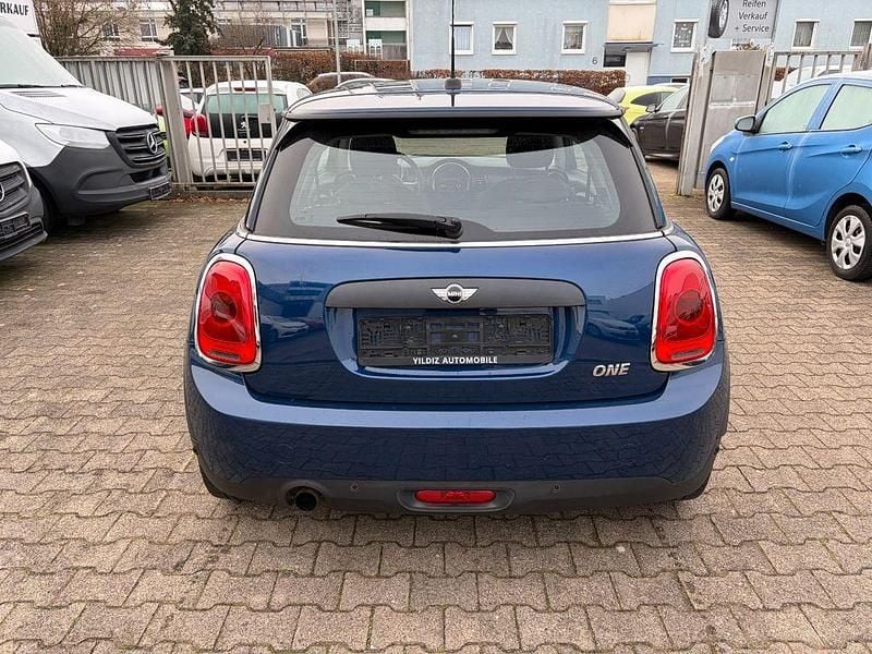 Gebraucht Mini ONE 102 PS (75 kW) 2017 Blau Kleinwagen