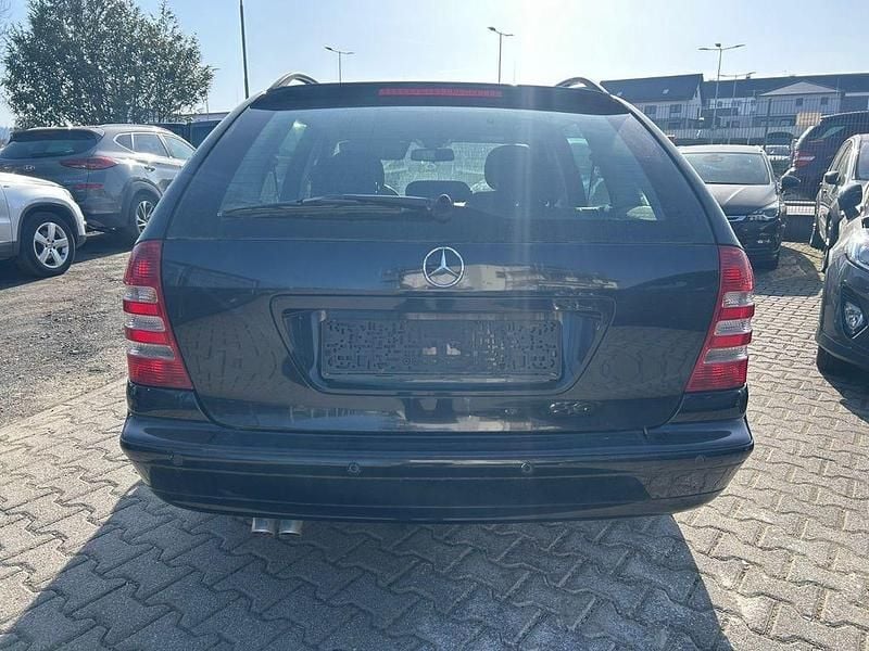 Gebraucht Mercedes C200 122 PS (89 kW) 2007 Schwarz Kombi