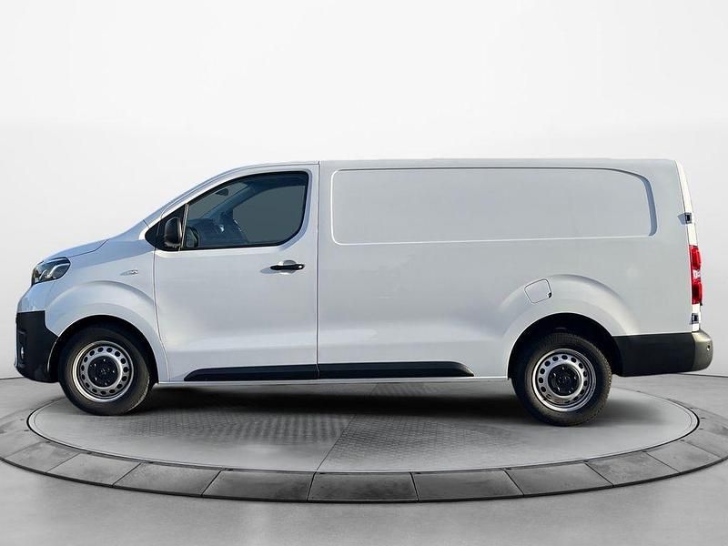 Gebraucht Toyota Proace 144 PS (105 kW) 2024 Weiß Van / Kleinbus