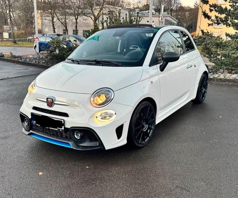 Weiß Gebraucht 2022 Abarth 595C Cabrio | 15.900 € (Guter Preis) - Bild 1/4
