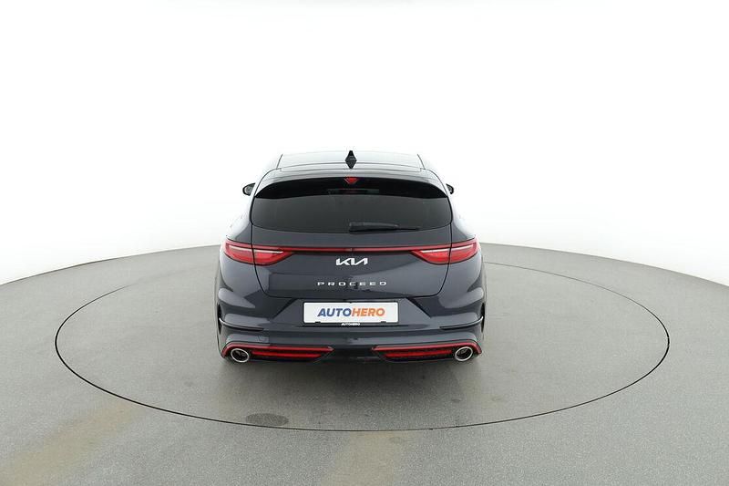 Gebraucht Kia ProCeed GT 204 PS (150 kW) 2023 Grau Kombi