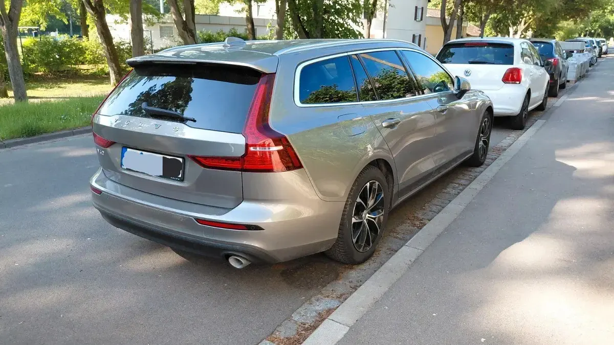 Używany Volvo V60 150 KM (110 kW) 2019 Kombi