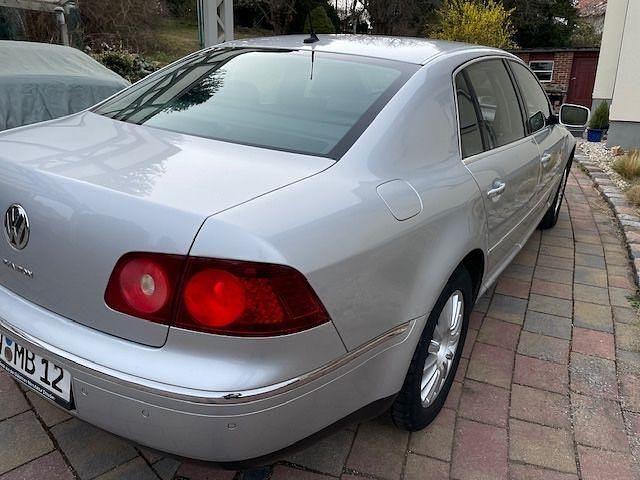 Gebraucht VW Phaeton 239 PS (175 kW) 2007 Silber Limousine