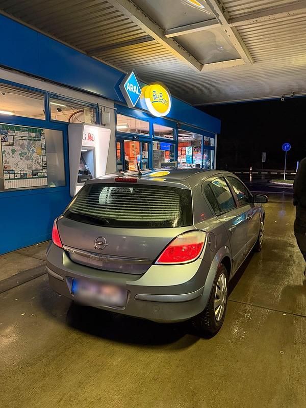 Gebraucht Opel Astra 90 PS (66 kW) 2005 Grau Kleinwagen